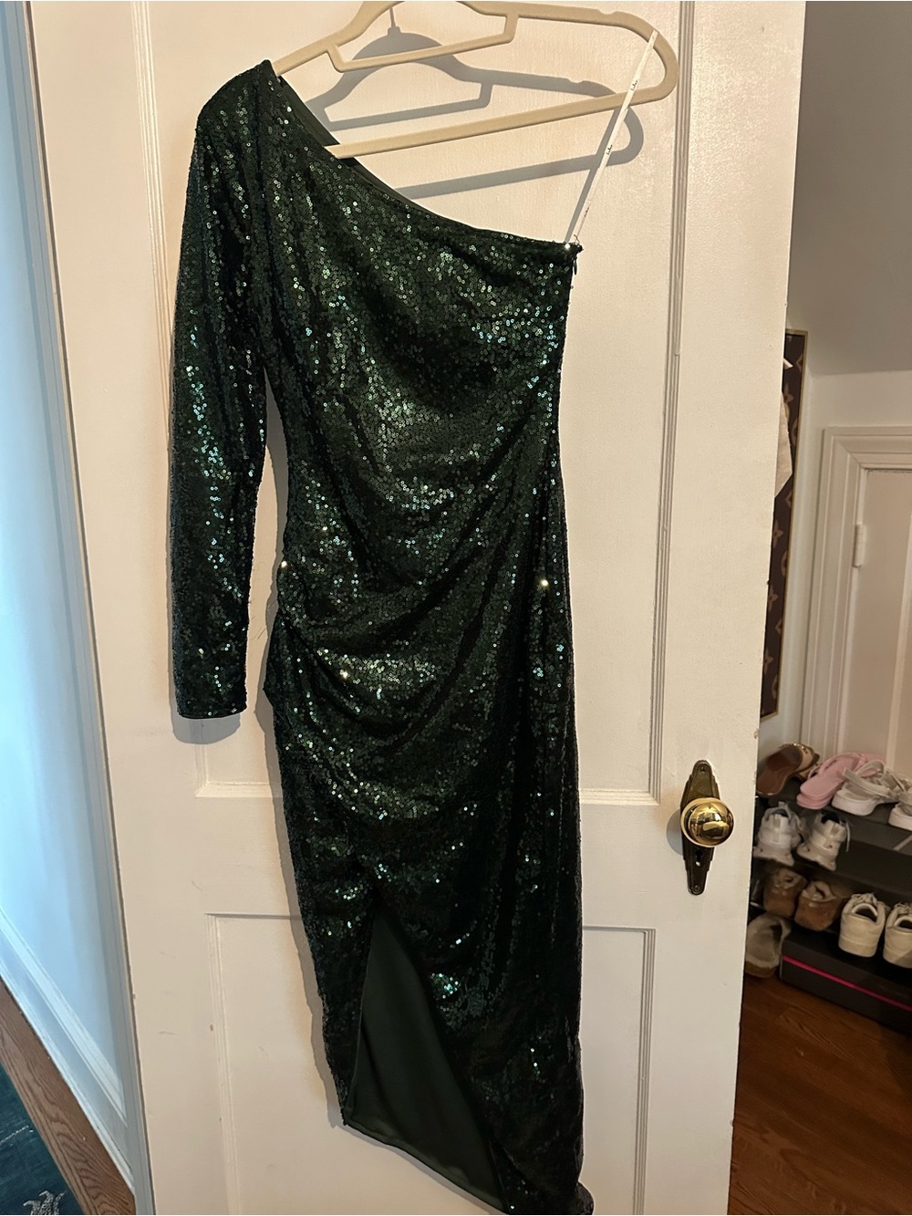 Lulu's One-Shoulder Emerald Green Sequin Gown